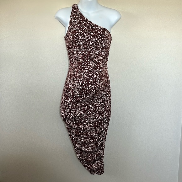 Pinkblush Brown Animal Print Asymmetrical One Shoulder Maternity Midi Dress - Picture 4 of 13